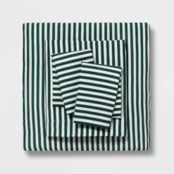 Floral Printed Microfiber Reversible Comforter & Sheets Set Dark Green - Room Essentials™ 12 Floral Printed Microfiber Reversible Comforter & Sheets Set Dark Green - Room Essentials™ -IRIS GUEST d6d9ec39 fc99 4d12 acb1 6e627b49e631