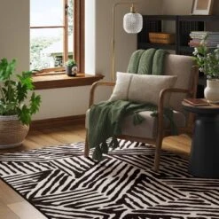 Abstract Lines Rug Black/Tan - Thresholdâ„¢